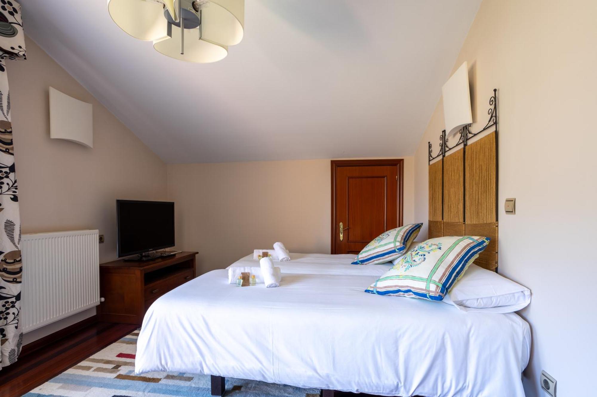 Urdaibai Boutique Villa Altamira ภายนอก รูปภาพ